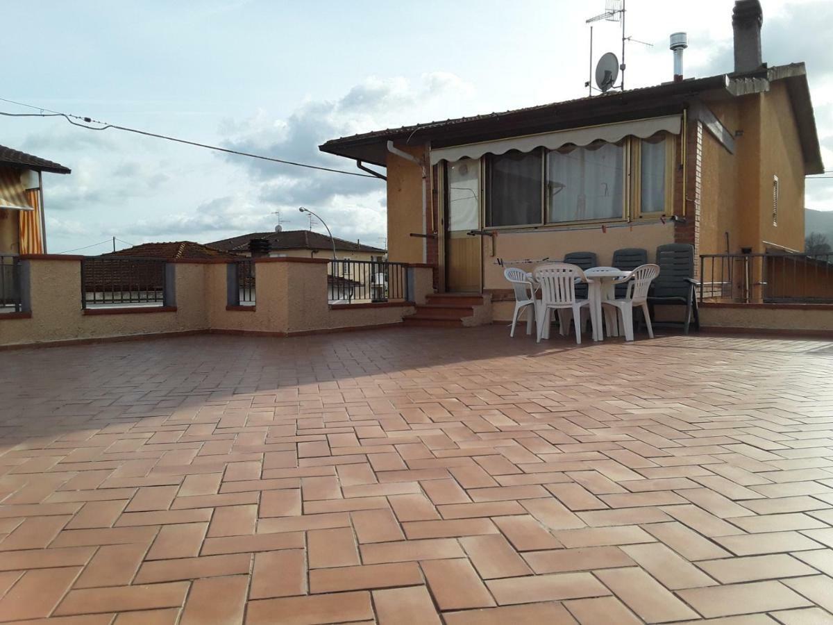 Appartamento Vacanze Roberta - Bivio Ravi Via Mascagni 1 Buitenkant foto